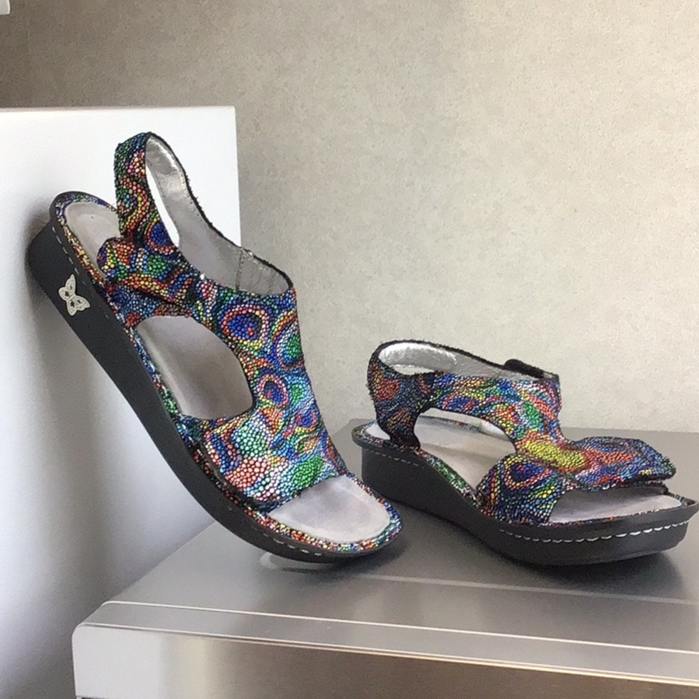 Alegria | Multicolored Sandals Size 37 or 7/7.5 Excellent Condition Velcro Close